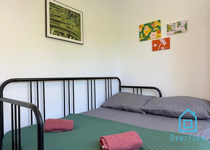 2 Minutes To Center & Seaside Homestay