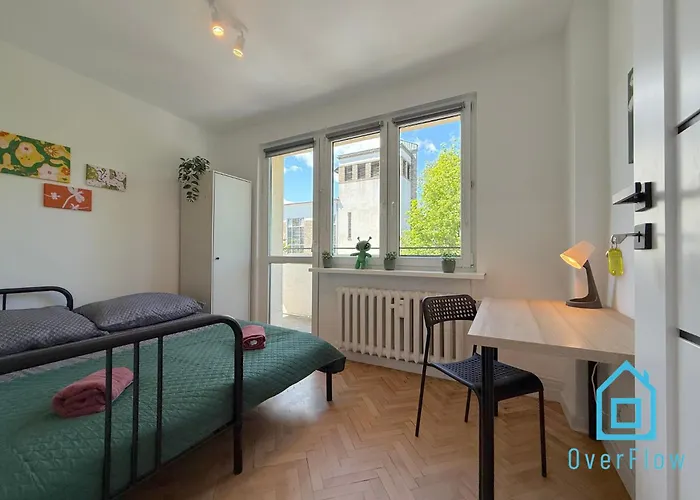 2 Minutes To Center & Seaside Homestay *